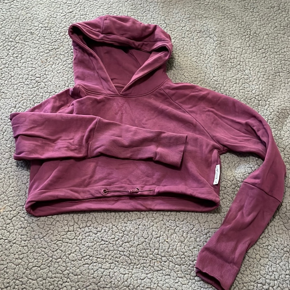 Cropped Gymshark hoodie